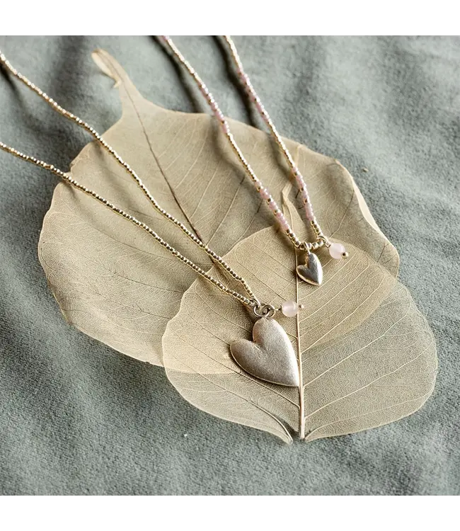 A BEAUTIFUL STORY •• Honored Rose Quartz Necklace Silver Colored