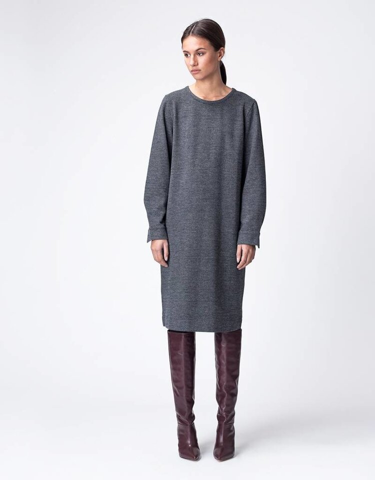 Dutchess Scarlet dress