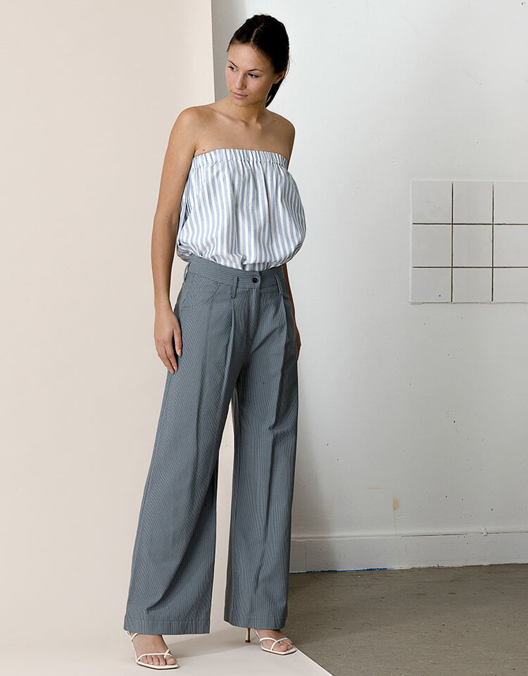 Dutchess Lucky skirt - blue-white stripe