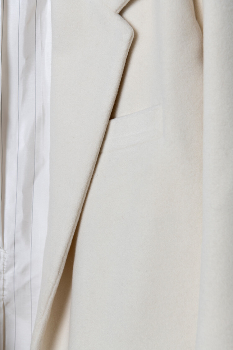 Dutchess off white wool