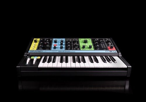 Moog Music Grandmother 