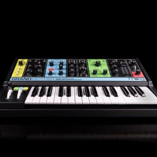 Moog Music Grandmother  Moog Music Grandmother