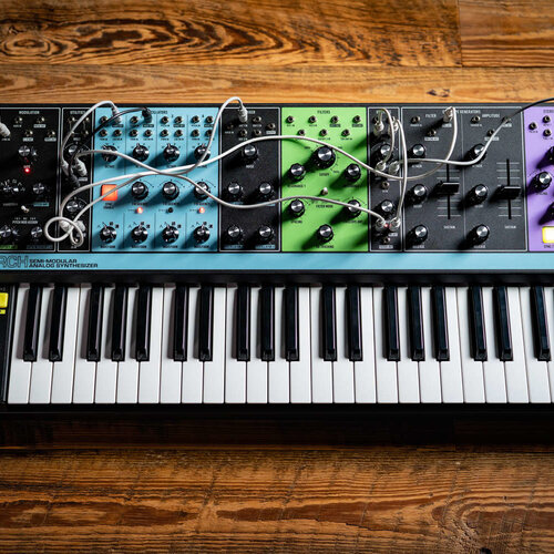 Moog Matriarch  Moog Matriarch