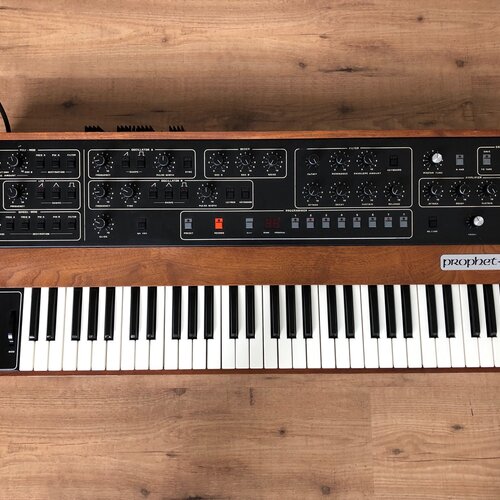 Sequential Circuits Prophet 5  Sequential Circuits Prophet 5