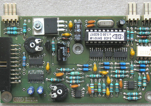 CHD SH101-M: Roland SH-101 MIDI Interface 