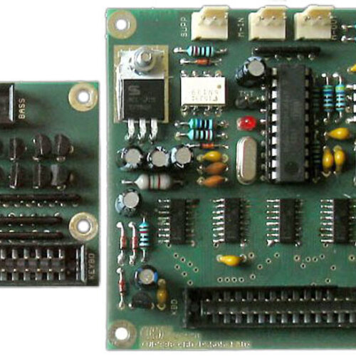 CHD RS505-KBD: Roland RS-505 MIDI Interface 