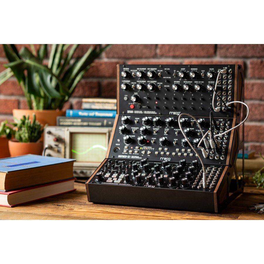Moog Subharmonicon