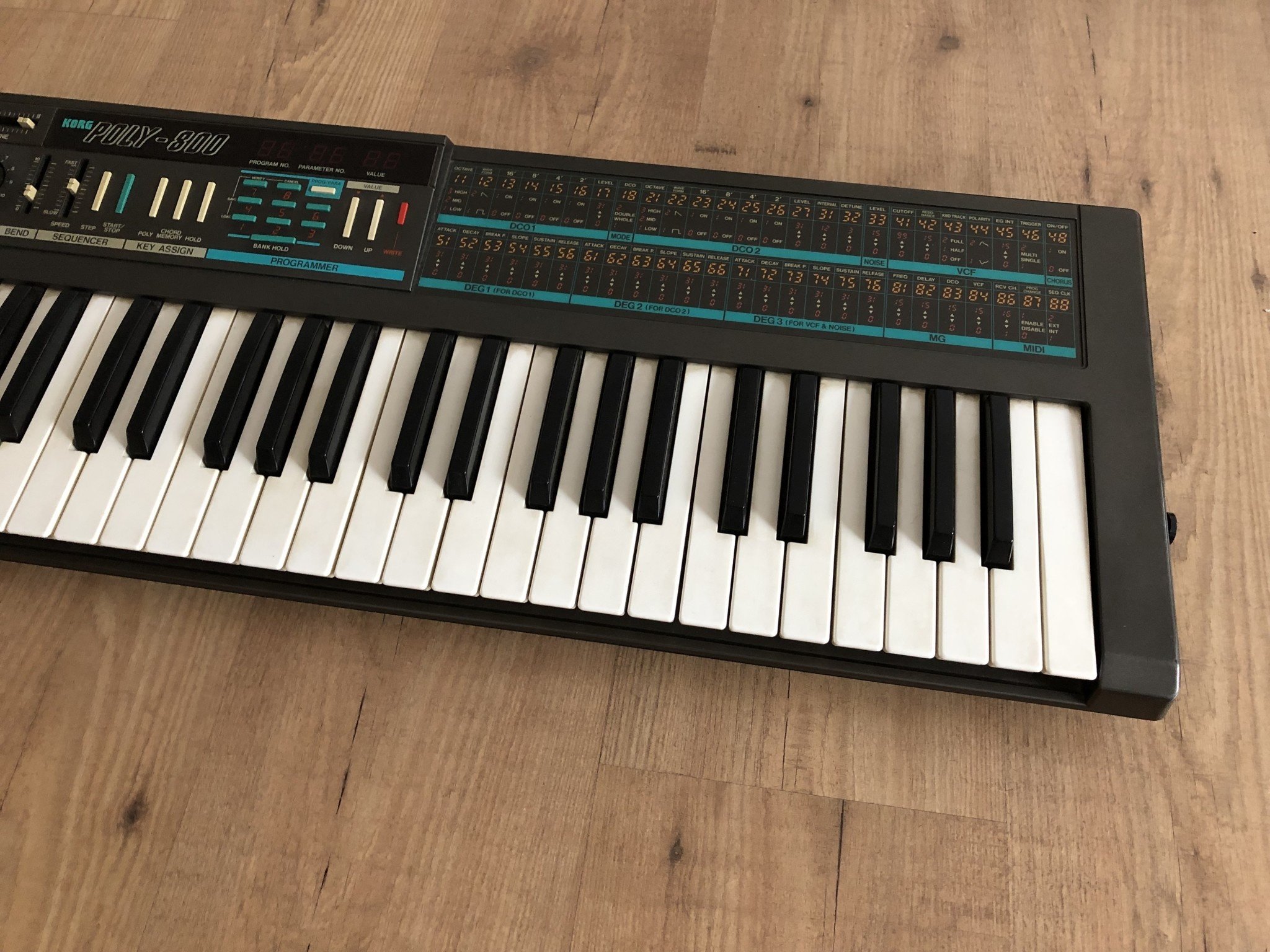 korg poly 800 review