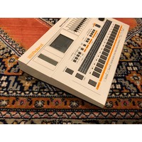 Roland TR-707