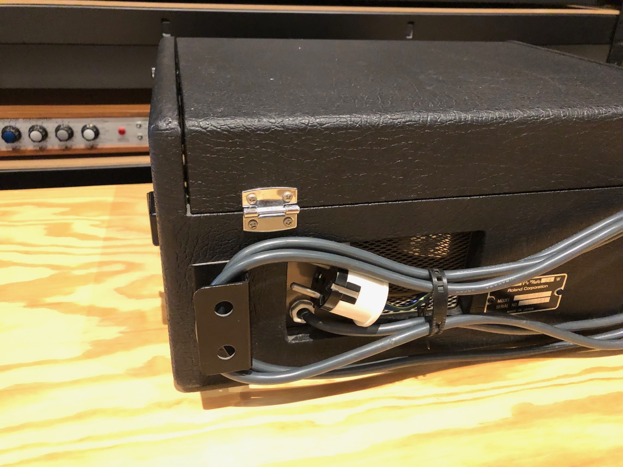 Roland RE501 Chorus Echo Turnlab