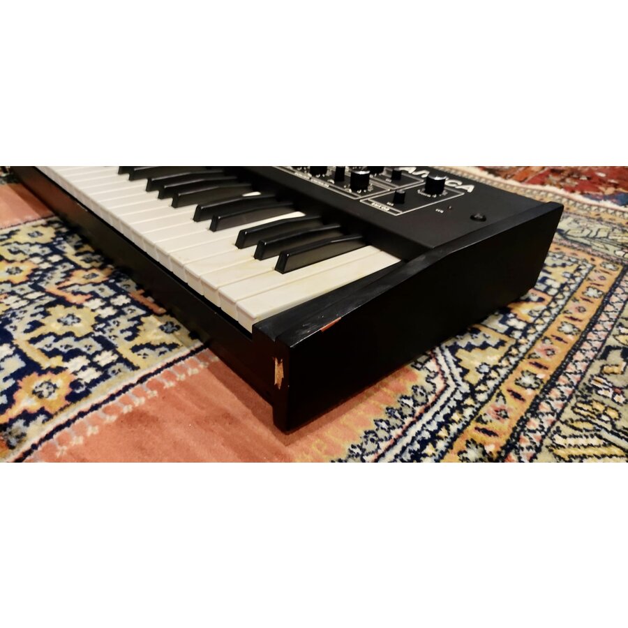 Alisa 1387 (w Original case)-NON FUNCTIONING-AS IS