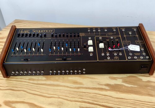 ARP SEQUENCER 