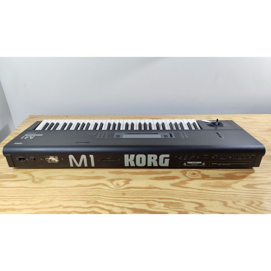 Korg M1