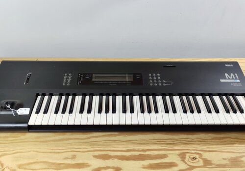 Korg M1 