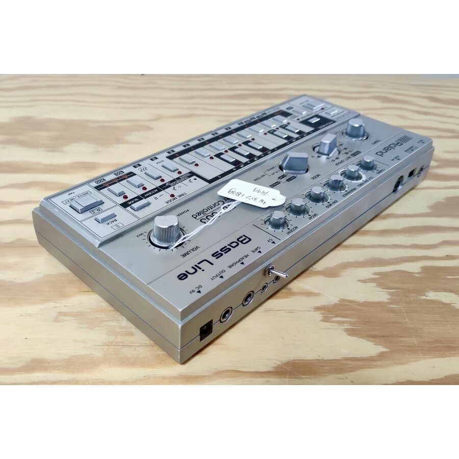 Original Roland TB-303 + Bag