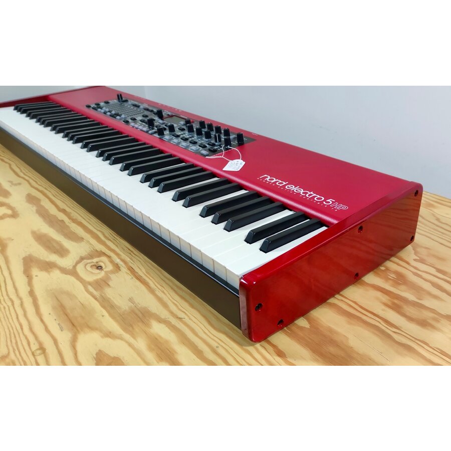 Nord Electro 5HP (incl Nord gigbag)