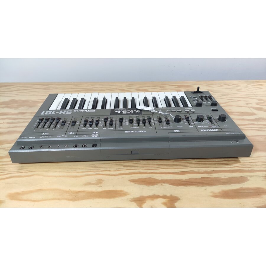 Roland SH-101