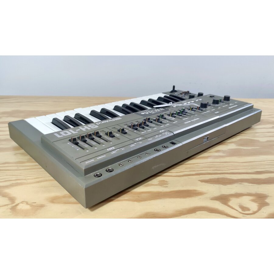 Roland SH-101