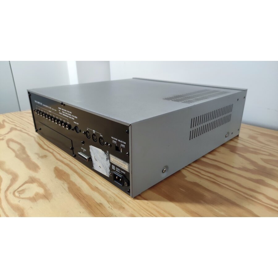 Akai S900 fully expanded