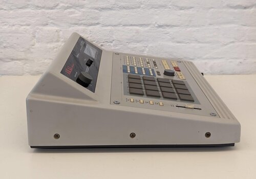 AKAI MPC 60 II 