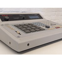 AKAI MPC 60 II