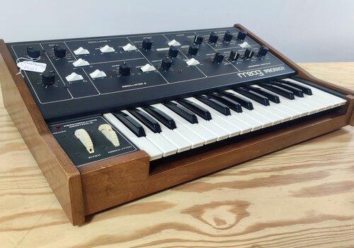 Moog Prodigy 