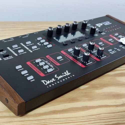 Dave Smith Prophet 12 desktop 