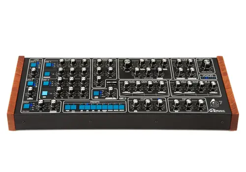 GS Music e7 Analog Polyphonic Synthesizer (black/blue) 