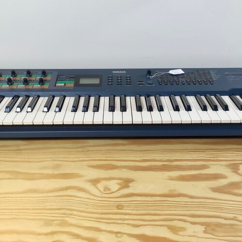 Yamaha AN1x + Original Box 