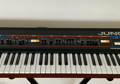 Roland Juno-60 