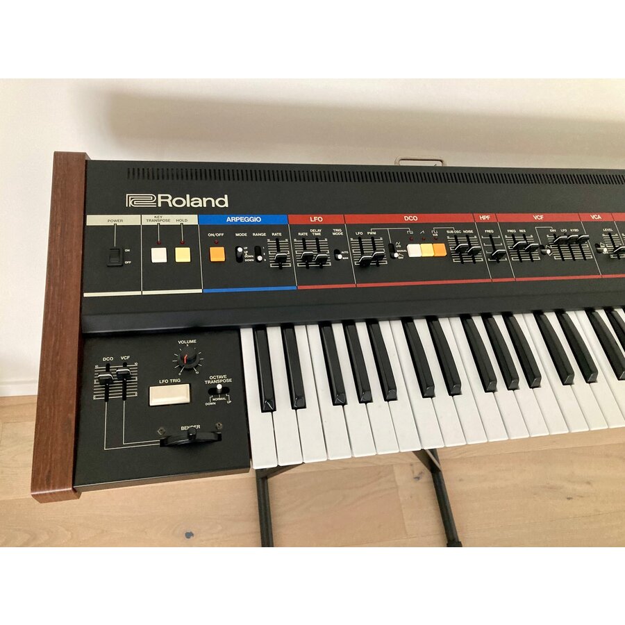 Roland Juno-60