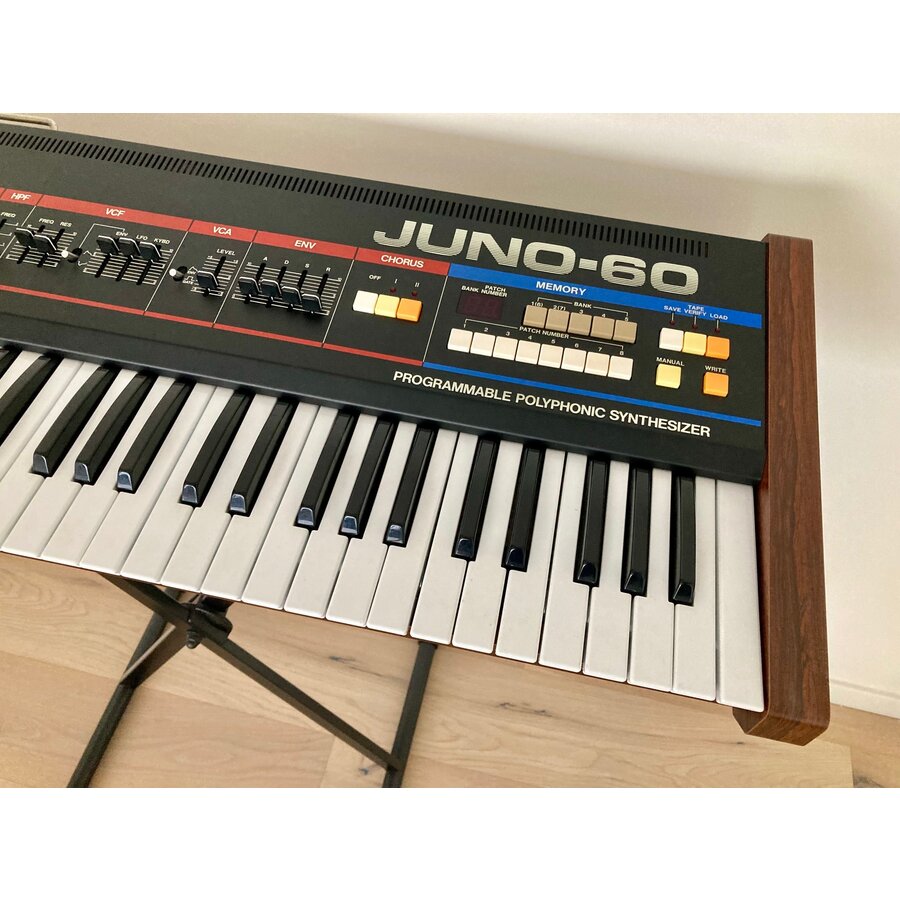 Roland Juno-60