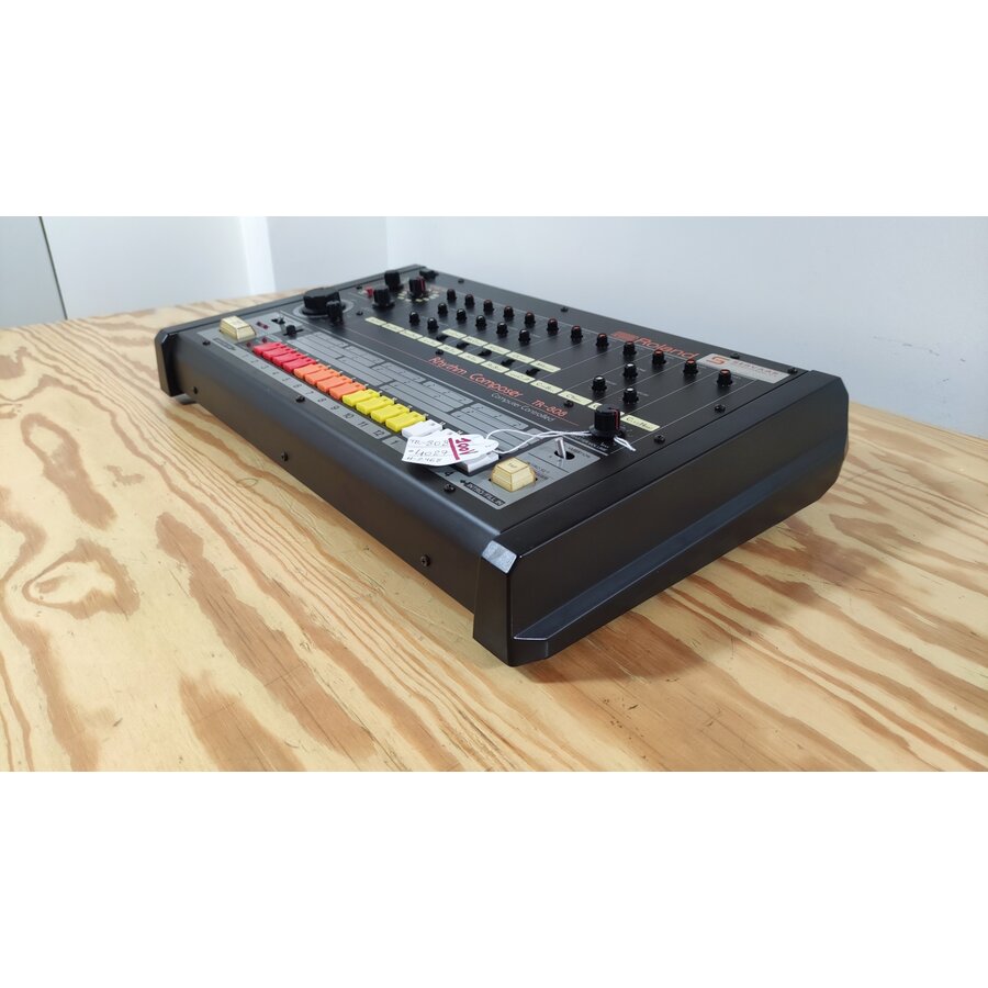 Roland TR-808 - 100v