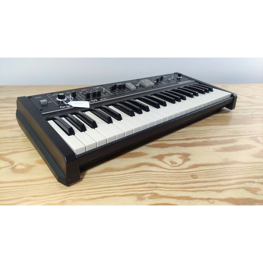 Roland RS-09