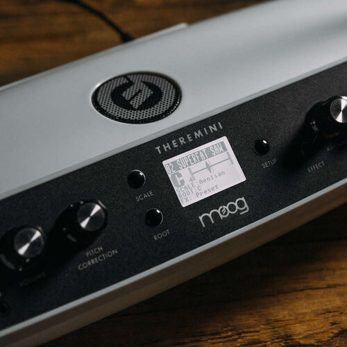 Moog Etherwave Theremini 