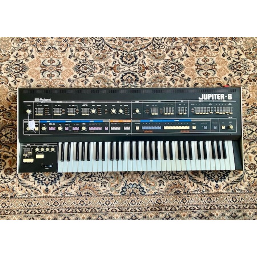 Roland Jupiter 6