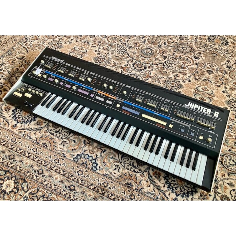 Roland Jupiter 6