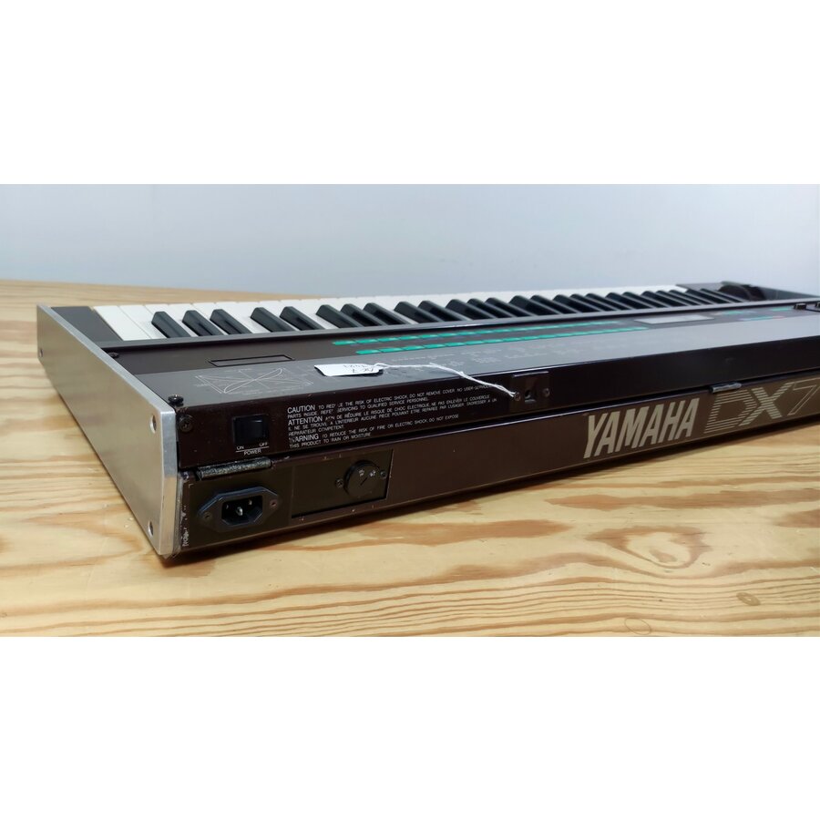 Yamaha DX7