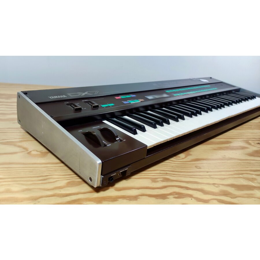 Yamaha DX7