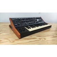 Moog Subsequent 37