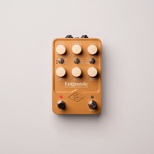 Universal Audio UAFX Enigmatic '82 Overdrive Special Amp  Universal Audio UAFX Enigmatic '82 Overdrive Special Amp