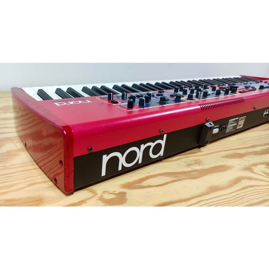 Nord Stage 1 76