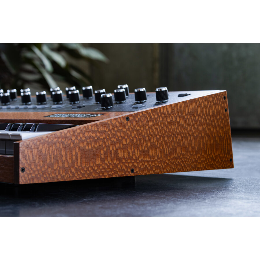 Sequential Prophet-10 Special Edition
