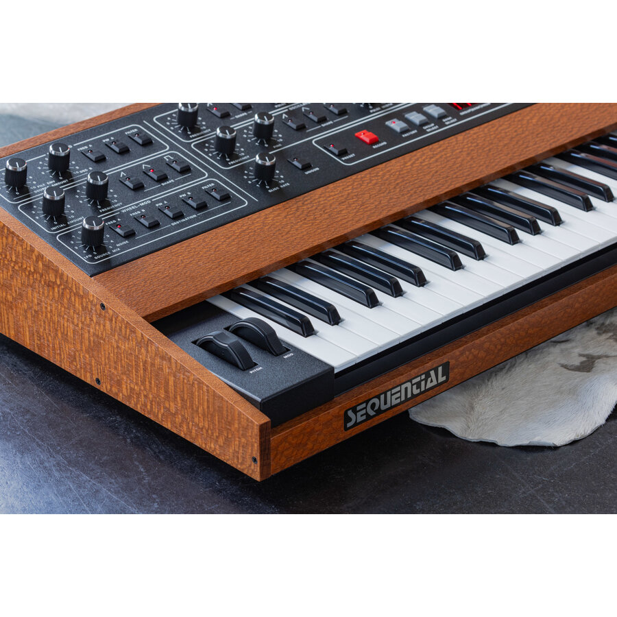 Sequential Prophet-10 Special Edition