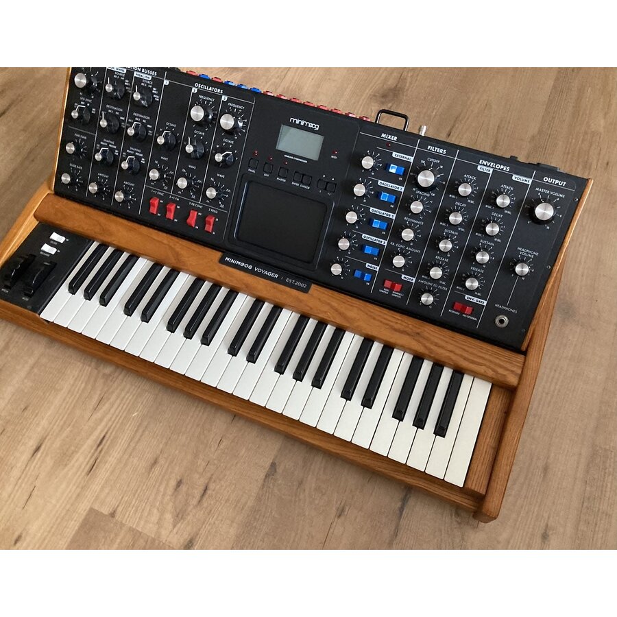 Moog Minimoog Voyager 2002 + Flightcase