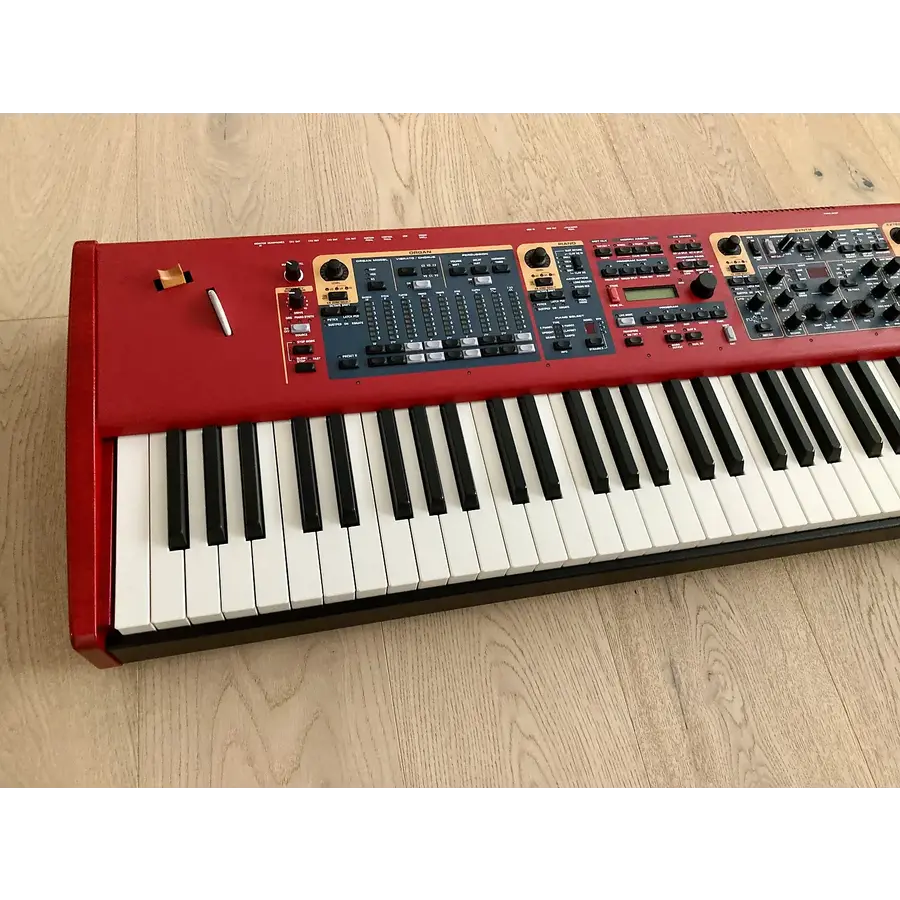 Nord Stage 2 EX HP76 + NEW FLIGHTCASE