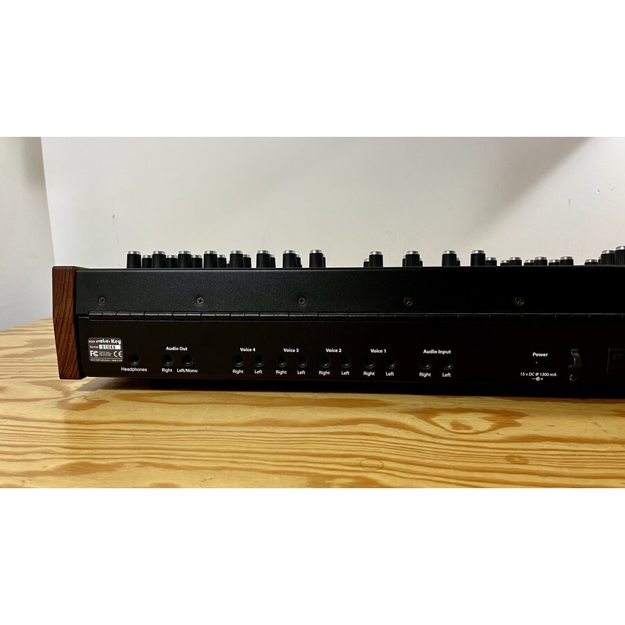 Dave Smith Instruments Poly Evolver