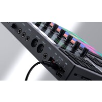Native Instruments Maschine Plus
