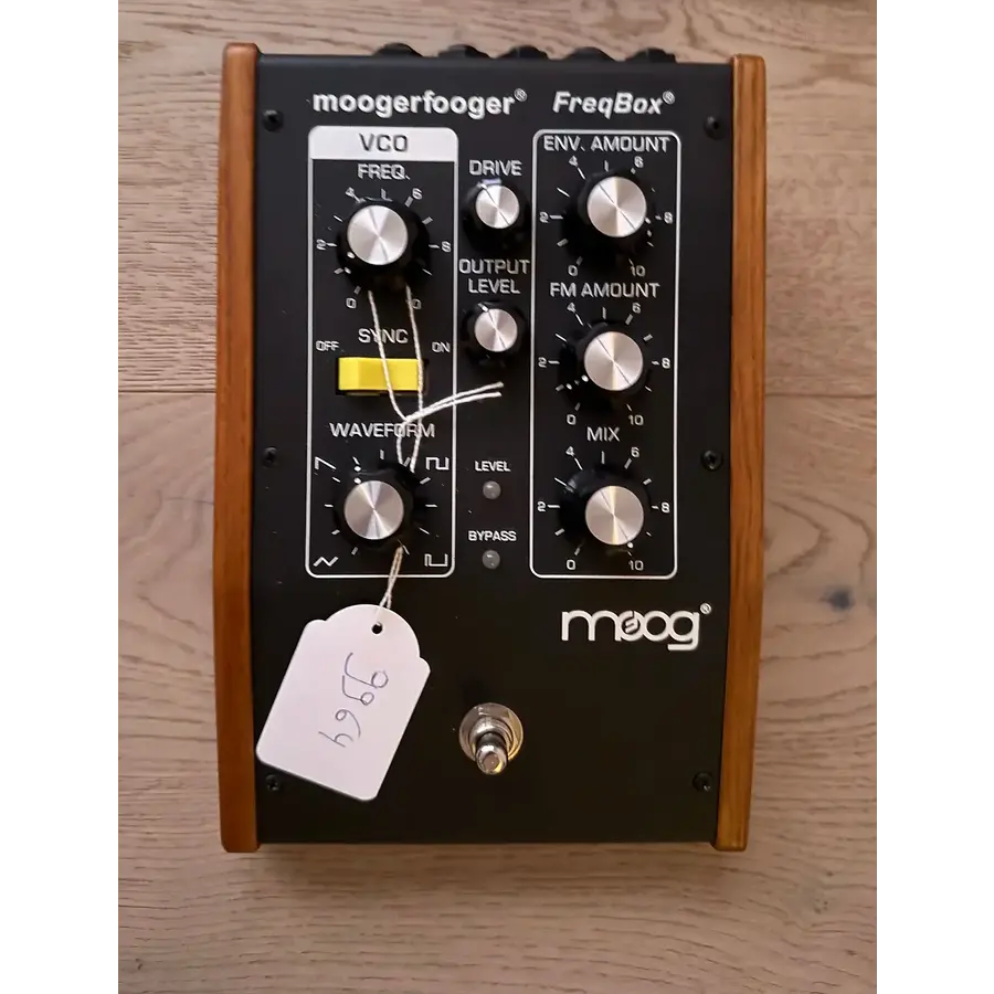 Moog Moogerfooger MF-107 Freqbox