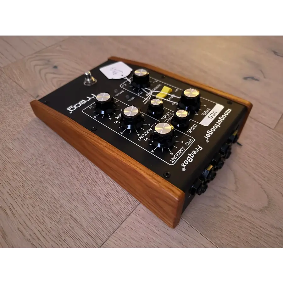 Moog Moogerfooger MF-107 Freqbox